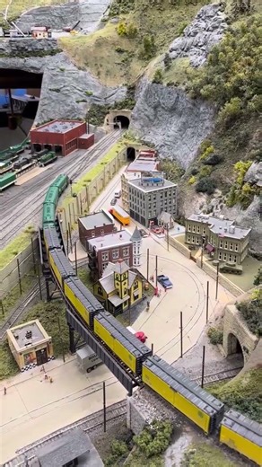 Amazing HO Train Scenery! #modeltrains #railroad