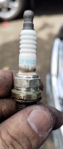 mitsubishi expander sparkplug
