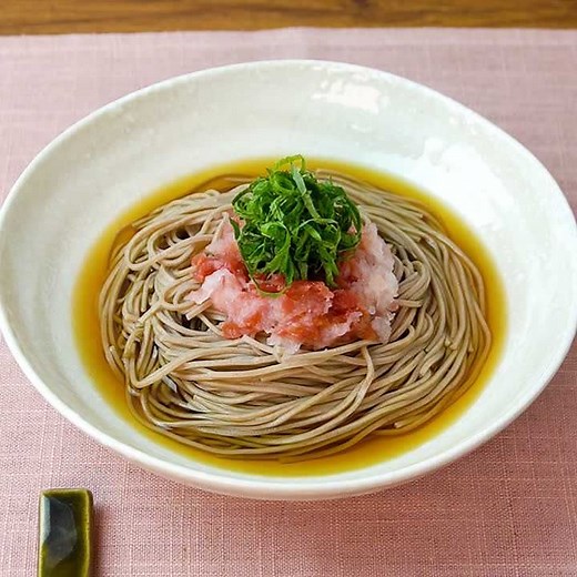 さっぱり味でおいしい♪ 梅おろしそばのレシピ動画・作り方 | デリッシュキッチン