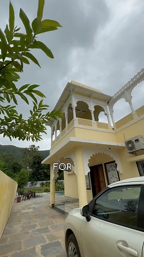 Aafreen Sayyed♡ on Instagram: "One of the most booked villa in Udaipur @rajvilla_restaurant is popular for its affordability and amenities which meets comfort !🏠🪴✨ 249/- per person for pool (2 hours) 649/- per person for pool with meal which includes : ~Starters ~Main course ~Dessert 3 Spacious rooms designed for your comfort stay. 📍: Near old Maharaja college, airport road, Debari, Udaipur Book your villa today ! Contact : 9256791402, 7014786415 . . . . . Udaipur #udaipurvilla #villasinudaip