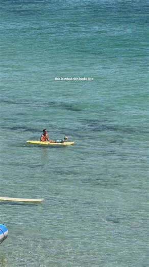 i hope this video finds this man for his own memories🏄‍♂️🤍#surf #tandemsurfing #richinlife #australia #byronbay
