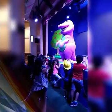 BARNEY LIVE SHOW@PLAY TOWN DUBAI CITY WALK