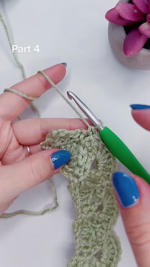 V Shell Stitch Crochet Tutorial Part 4! #crochet #stitchtutorial@sofasaurus.crochet