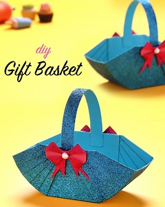 17K views · 721 reactions | DIY Basket Ideas | Gift Basket | Paper Basket #diy #diycrafts #diytutorial #DIYProjects #easydiy #artandcraft #papercraft #giftbasket #giftideas #gifting #gifts #crafting #craftideas #crafts #handmade #howto #tutorial | D.I.Yay | Facebook