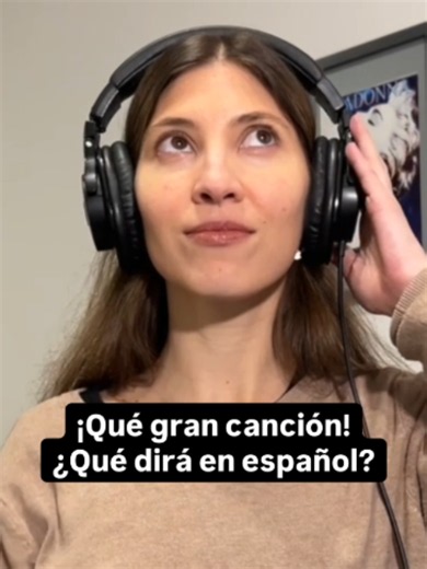 A veces, encontrar la felicidad está en valorar lo que ya tenemos, sin necesitar nada más. Las palabras pueden ser innecesarias: pueden romper la calma, generar dolor o incluso arruinar aquello que sentimos. Simplemente estar con la persona que queremos, sentir esa conexión y disfrutar del momento puede ser suficiente. No hace falta decir más. ENJOY THE SILENCE @depechemode #enjoythesilence #lyrics #80smusic #depechemode #80s #80 #letra #traduccion #musica #music #80music #letras #lyricsvideo #l