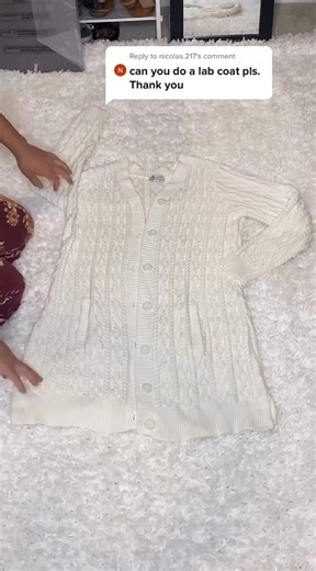 Reply to @nicolas.217 How to fold a lab coat 🥼 #healthcareworker #fol... #reels #trending #viralreels | Builditlikebecker Idea