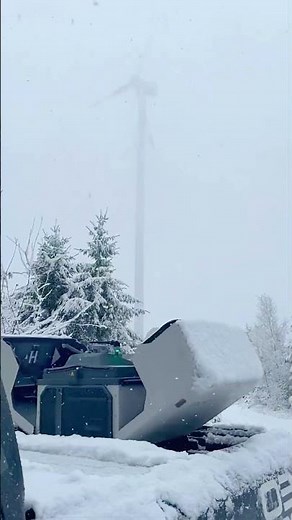 A drone in a box system that works during heavy snowfall ✅ DJI Dock 3 🎬 @immotechaustria