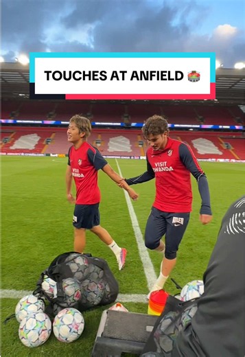 Toquecitos en Anfield 🏟️ #atleticodemadrid #UCL #championsleague #liverpool #atleti