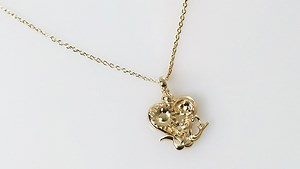 Kingdom Hearts Necklace Inspired by Kairi’s Keyblade