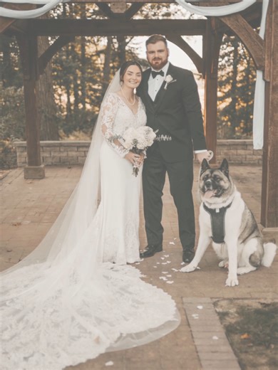 Love, vows… and paws As a pet-friendly Delaware wedding venue, we love it when couples include their pups in the most meaningful moments, from the ceremony to the sweetest little details . Would you have your dog by your side on your wedding day? Photo Credits: @limetreephoto #DelawareWeddingVenue #farmweddingvenue #wedding #bridetobe #delawarebride #2027bride