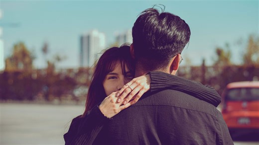 Ist es normal, wenn der Partner Zeit für sich braucht? Das sagt eine Psychologin