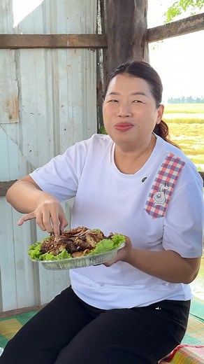 1M views · 75K reactions | 凉អ្នកខេត្តកំពង់ធំចិត្តបានណាស់...