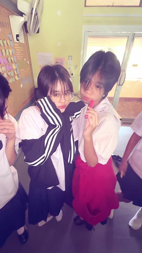 จะหลุดจะรัาวก็ตัวฉัน #HI5 #บอทโสด#ทอมบอท#หาปะป๋า🤘🏻💗 #2014 #โสดนะจีบได้555🖤🥀 #ใจทัก❤️🕊️✨ @