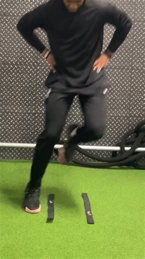 The Achilles Rehab Coach on Instagram: "The Side Hop Test can be used during late-stage return-to-sport (RTS) testing after an Achilles rupture to assess: 1) Limb Symmetry 2) Single-leg lateral control 3) GCT - reactive strength 4) Movement Quality Setup: - Two parallel lines 40 cm apart. - Single-leg hop side-to-side for 30 seconds with hands on hips. - Rest 2 minutes and repeat on the opposite limb. #ReturnToSport #AchillesRehab #AchillesRupture #Basketball #SideHopTest"