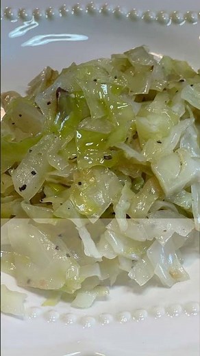 Fried Cabbage | Southern meal | Southern recipe | Vegetarian dinner recipe