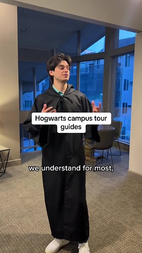 Hogwarts Campus Tour Guides
