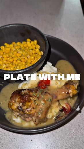 Plate with me 🍲#fypツ #platewithme #marrymechicken ##mashedpotatoes #corn