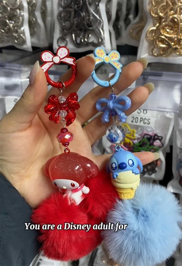 🔑 PICK YOUR VIBE! Which keychain are you? 🧐 💖 Heart/Bow = Romantic 🌟 Star = Super Star 🍓 Strawberry = Sweet 🐭 Mickey = Disney Fan Tell me below! 👇 Link in Bio to shop wholesale! #kcdiy #keychains #beadablekeychain #smallbusiness #wholesale