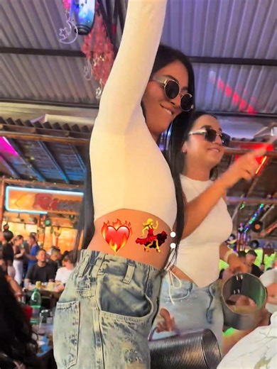 Cumbia Remix by DJ Kristian: UN Tal Ivan Hernan Dario