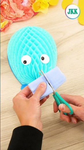 Underwater World with Honeycomb Paper | Craft Ideas