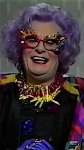 Wizard Of Oz 🤣🤣 Dame Edna Everage Classics
