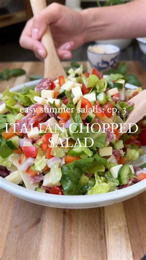 Italian Chopped Salad Recipe ✨ Make this in 20 minutes for the best summer salad! RECIPE 👇 | Jar Of Lemons
