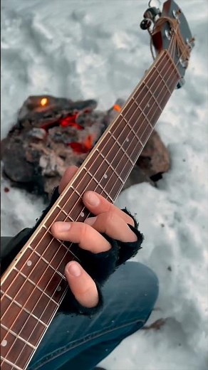 Autumn Leaves – One Guitar, Melody and Chords