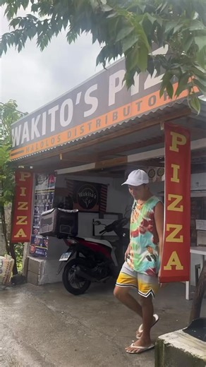 Ito yung story ng Malolos one of our success stories. Dating tricycle now may sariling kotse na! | Wakito's Pizza