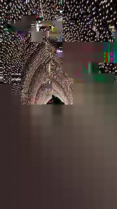 Now open, the Houston Botanic Garden is illuminated with a one-mile trail of Texas-themed light fixtures, worldly installations, and a Winter Cathedral fixed with 100,000 bulbs✨ 📸@beckystravellist | Secret Houston