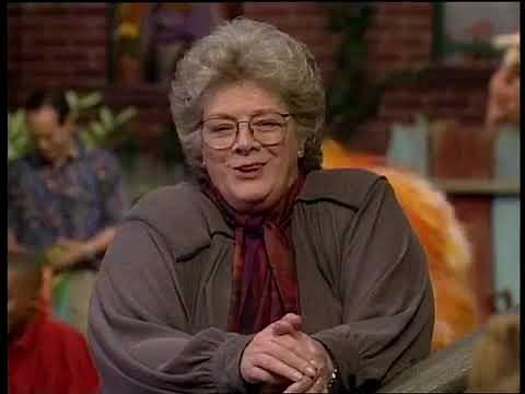 Sesame Street 3826: Rosemary Clooney Theme Song (1999)