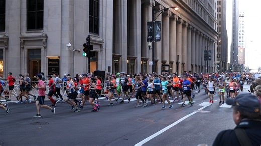 Chicago Marathon 2025 medal revealed - with a special feature on the back. Here's what it looks like