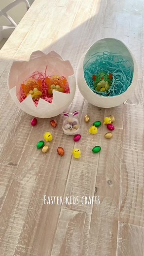 How cute are these paper mache eggs using only water, a balloon and a toilet roll!? Such an easy idea to keep the kids entertained these easter holidays. I got all the cute pieces from @Asda