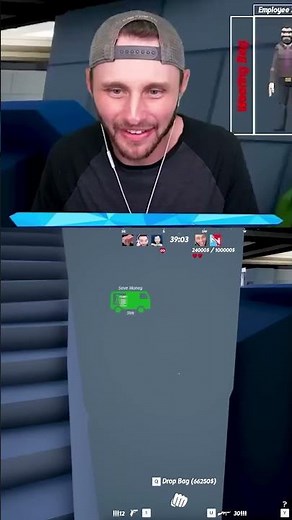 SSundee paints Zud right behind him and kills him