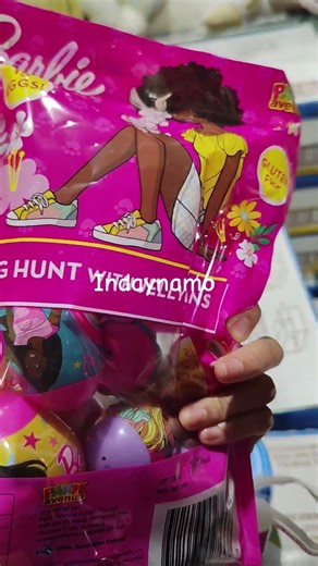 BARBIE EGG HUNT WITH JELLY BEANS #satisfying #asmr #barbie #easter #eastereggs #jellybeans #shorts