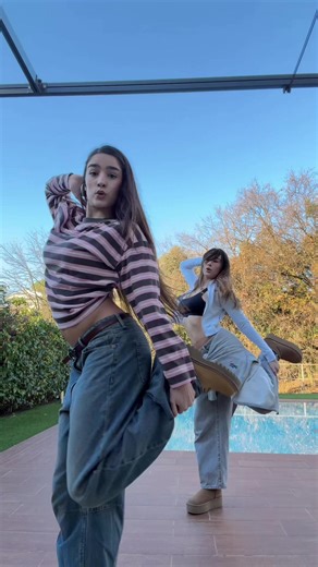 Empowering Dance Moves by Zara Larsson's Backup Dancers