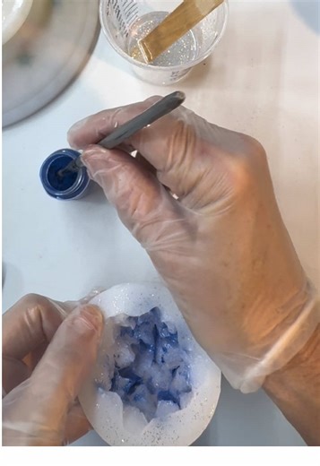 I’m Ready for Flowers! Yes, you can paint mica powder right on molds. Yes, the resin will bond to it. No, it will not come off after the resin is cured. If you have resin questions, I will be happy to “try” to answer them for you. 💕 I tried a new resin today. It was by Blick@Blick Art Materials and I really enjoyed the experience. My biggest turn off with resin is when my room is filled with fumes. This resin had very little smell and worked great! As always, I recommend using a respirator or m