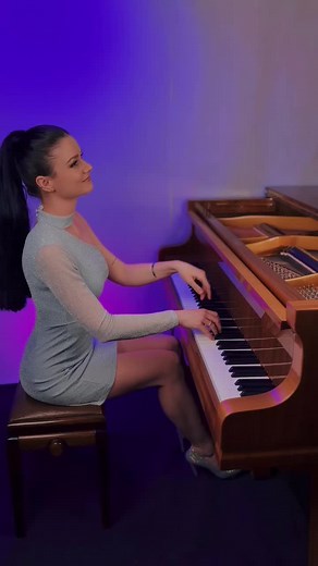 Space Man Piano Performance by Sam Ryder