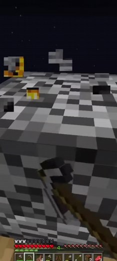 Minecraft Java vs MCPE: Key Differences Explained