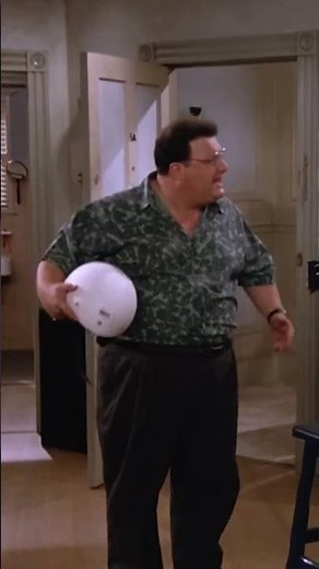 Kramer & Newman Make A Trade 🪖 | #Seinfeld