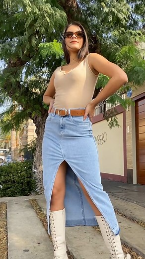 🔥 PREVENTA | Falda Denim Stretch🔥 Nuevo RESTOCK en Maracuyá Precio de preventa: De s/ 159 | a s/ 109 🔝 ✨Sólo hasta el 07 de Julio es la pre venta. ✨Fecha de entrega 15 de julio ✨Tallas: S.M.L ✨Colores: Azul y celeste 🇵🇪 Envíos a nivel nacional #Maracuyatienda #faldatendencia #denim #maxifalda #faldadenim #lima #peru | Maracuyá