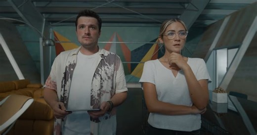 Isabelle Fuhrman & Josh Hutcherson’s Sci-Fi Movie Signal One Gets Thrilling Trailer | Exclusive