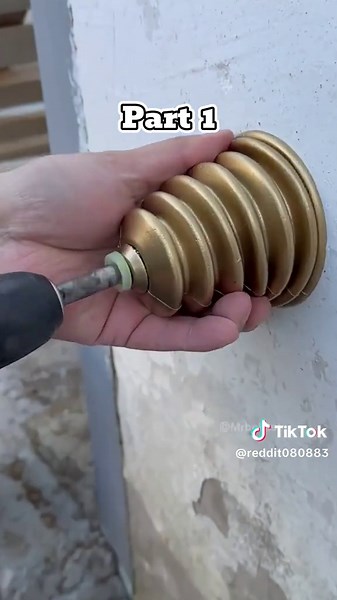 Scary Reddit Stories to Chill You to the Bone