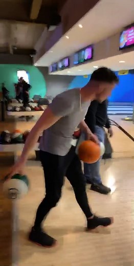 How to get a strike everytime #bowling #strike #tiktok #youtube #ASOSinthebag #arcade #bowlingalley