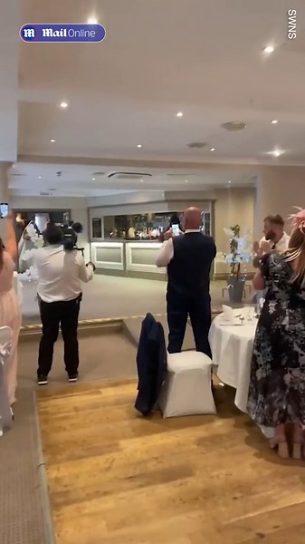 Love Language: Brit marries Turkish barber because of Google Translate