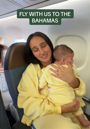 but we almost missed our first flight 😅😅 chaotic girls trip loading 👙✈️🐚 traveling with a newborn is a breeze after flying with a toddler tbh @Cass Muse @han 🍌🌸🫧 @nataliezacek @Greta Wilson @Syddi-elizabeth #travel #travelvlog #vlog #springbreak #girlstrip