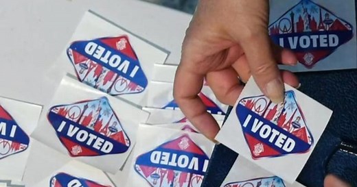 Moderate and progressive Democrats divided in Nevada ahead of midterm elections