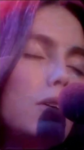 Emmylou Harris with "Tulsa Queen" from The Old Grey Whistle Test