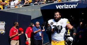 Lone Steeler who stood during anthem: I threw my teammates under the bus unintentionally