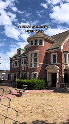 Found the american horror story murder house from season 1 🇺🇸 🏠 ##americanhouse##americanhorrorstoryfreakshow##americanhorrorstory##sesson