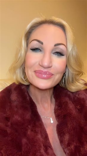 🎄✨ Holiday Medium Minute-ish ✨🎄 by Jennifer Shaffer The holidays can feel beautiful and heavy. Many of us are missing someone… and sometimes, missing a piece of ourselves too. One of the strongest messages coming through lately is this: They’re still here. Just outside the door. You just can’t see them. 💫 Play the music again. 💫 Do the traditions again. 💫 It may hurt at first — but do it anyway. You’ll feel them more. When you want to connect, imagine them just outside in the dark, like the